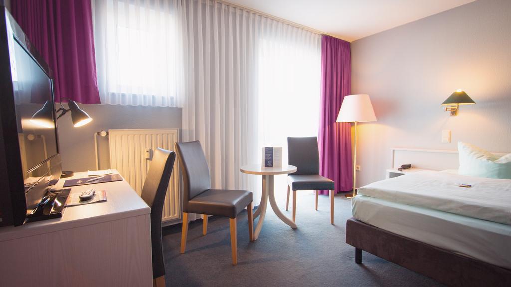 Excelsior Hotel 3*
